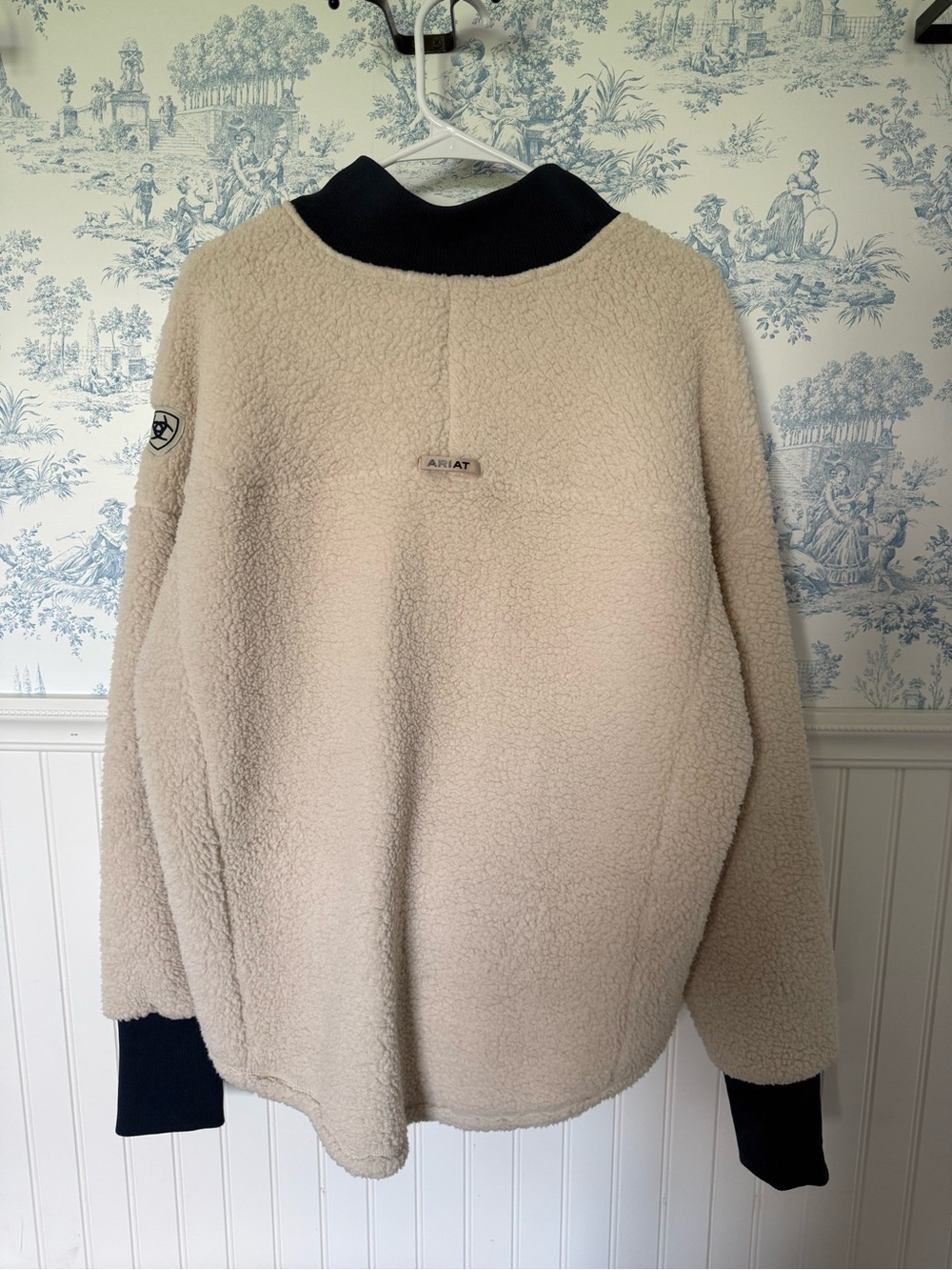 Ariat Cream Sherpa Button-Up Pullover with Navy Trim - Picture 5 of 7